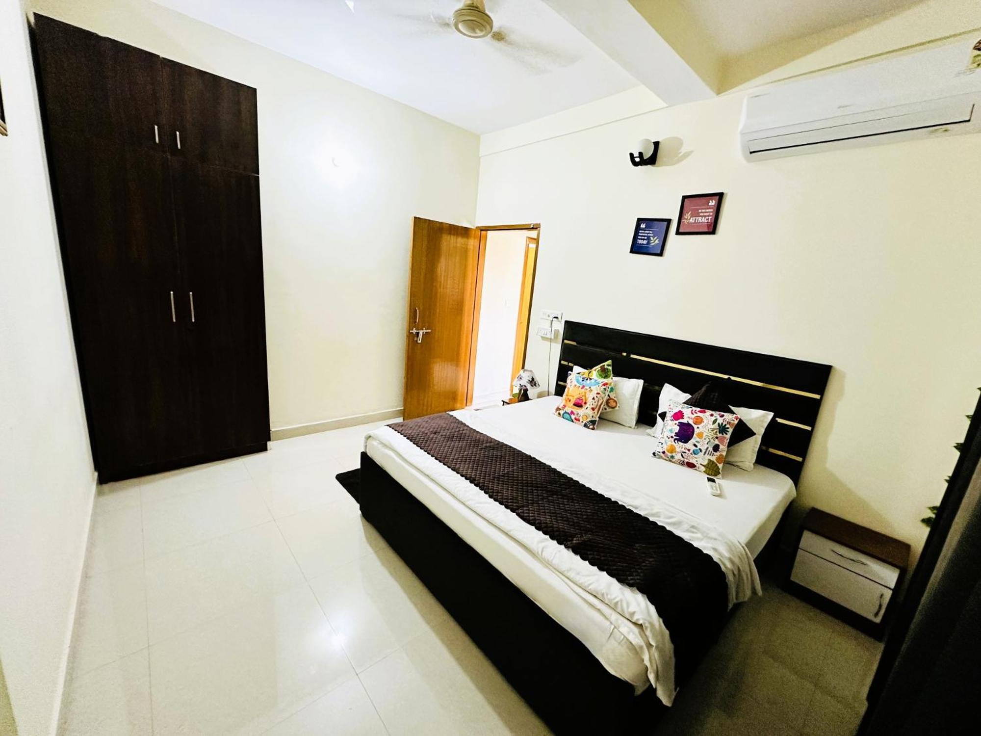 Zoomstay - 3Bhk Apartments Bénarès Extérieur photo